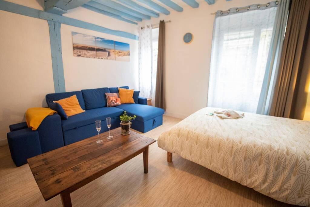 Blue Appartment With A Fireplace Dieppe Eksteriør bilde