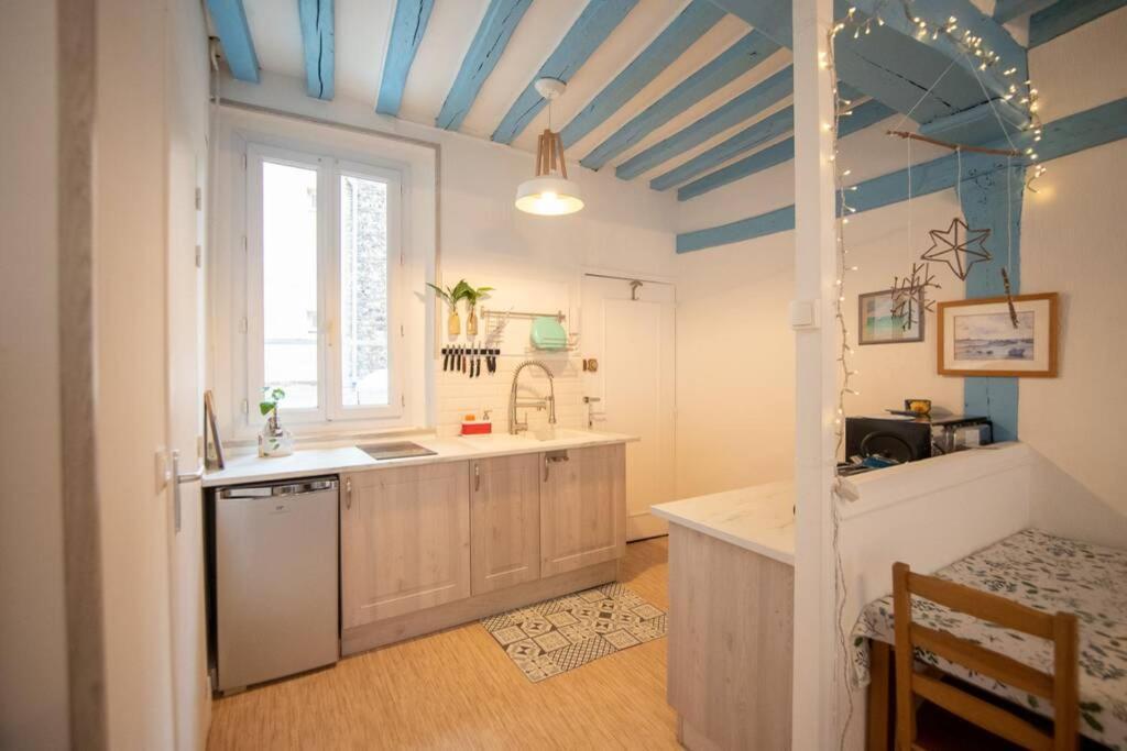 Blue Appartment With A Fireplace Dieppe Eksteriør bilde